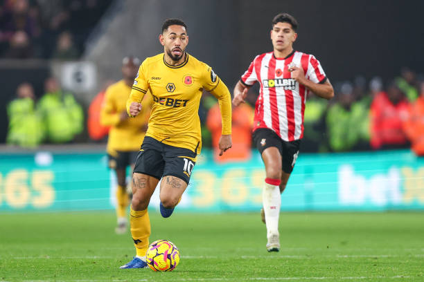 他提供一份 他提供一份